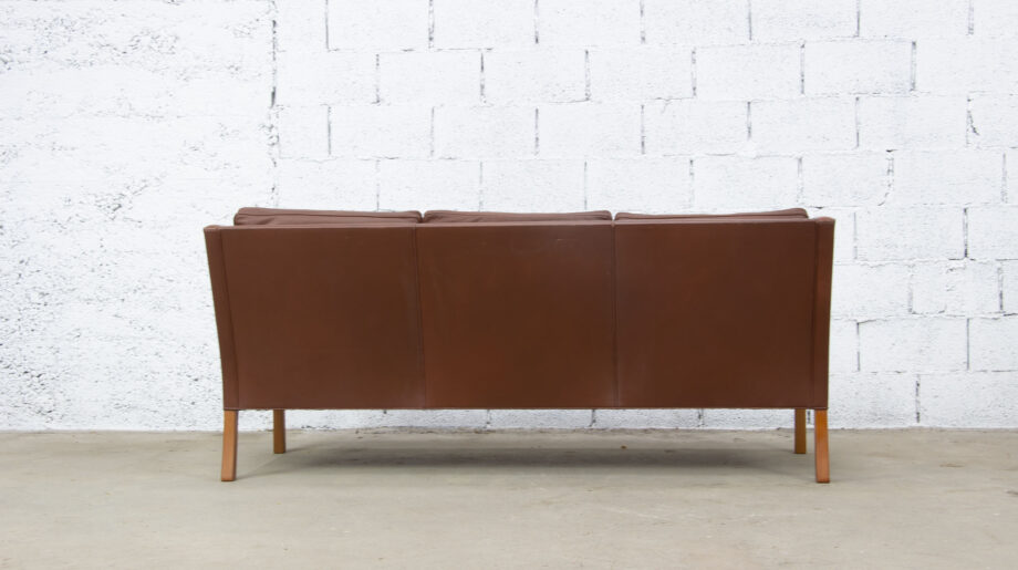 canapé-vintage-scandinave-borge-mogensen-2209-fredericia-furniture-cognac-cuir-dos-sofa-danish-leather-scandinavian