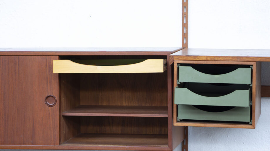 Bibliothèque-scandinave-vintage-FM-Kai-Kristiansen-desk-bureau-tiroirs-old-design