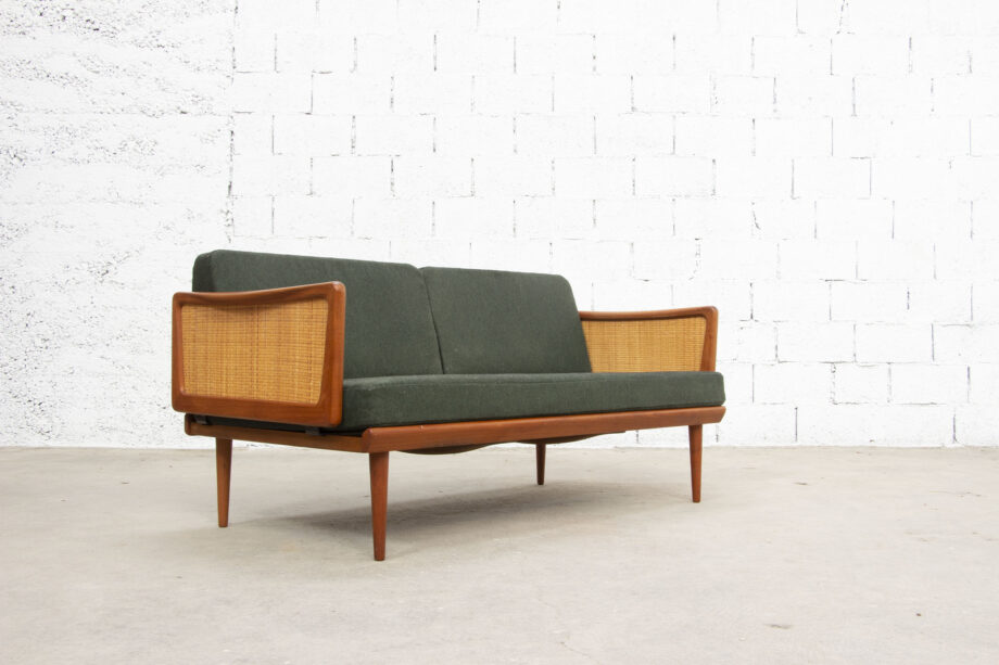 old-design-canapé-vintage-scandinave-peter-hvidt-fd-451-france-and-son-lyon-meuble-danish-sofa-scandinavian-teak-daybed