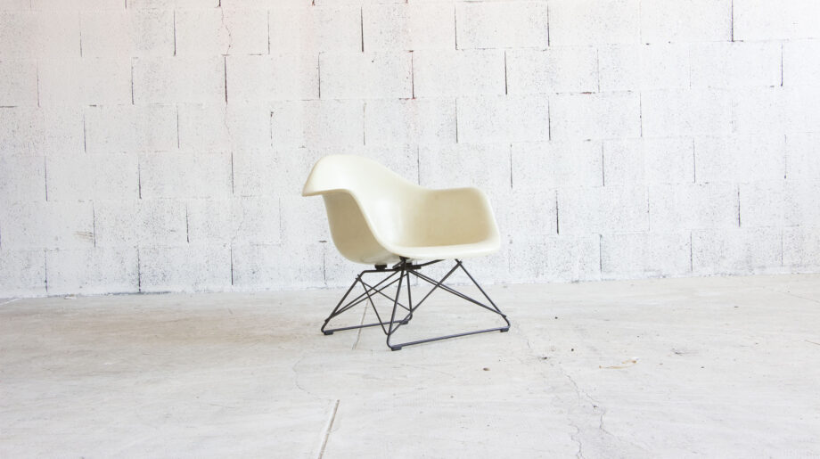 old-design-fauteuil-eames-lar-herman-miller-mobilier-international