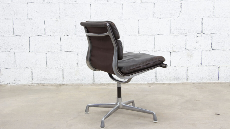 chaise-bureau-vintage-soft-pad-eames-herman-miller-vitra-EA-old-design