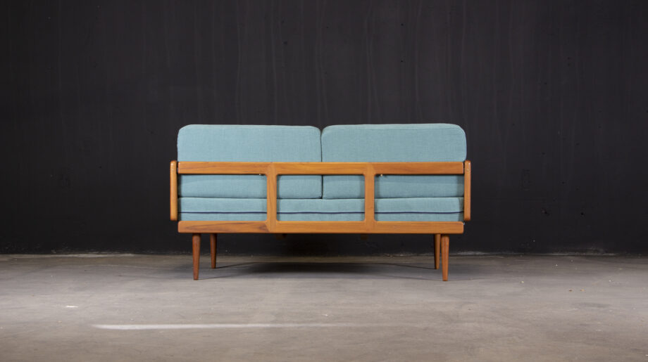 canapé-vintage-scandinave-peter-hvidt-fd-451-france-and-son-daybed-old-design-danish-sofa-scandinavian-teak-banquette-5