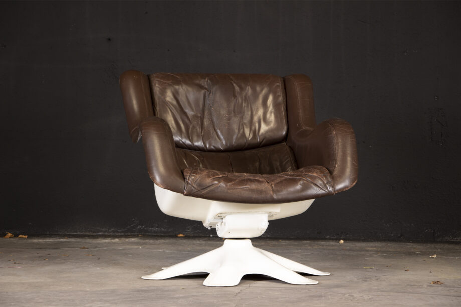 fauteuil-vintage-lounge-chair-Yrjo-Kukkapuro-armchair-418-haimi-karuselli-old-design-8