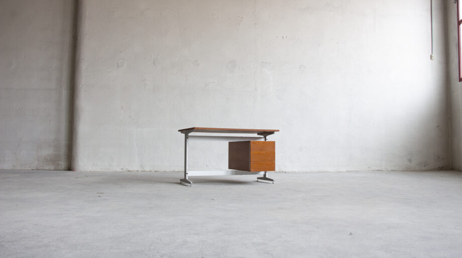 bureau-vintage-desk-etienne-fermigier-sentou-jer-teck-aluminium-midcentury-meuble-lyon-old-design-disderot-7