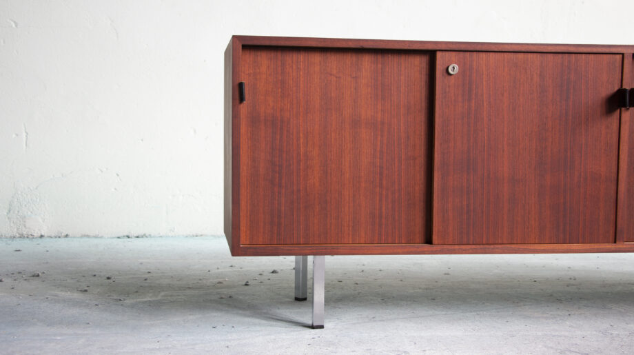 enfilade-sideboard-vintage-knoll-florence-international-teck-teak-walnut-noyer-moderniste-moderne-credenza-old-design-lyon-paris-6