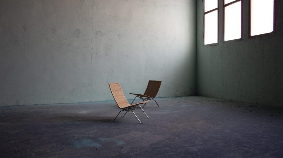 fauteuil-vintage-poul-Kjærholm -kjaerholm-pk-22-chair-danois-scandinave-danish-modern-old-design-fritz-hansen-furniture-mobilier-lyon-paris-midcentury-photographie-photo-architecture-Ölddesign-old-design