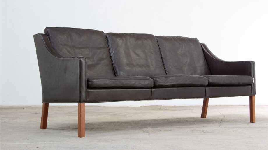 Canapé scandinave en cuir marron modèle 2209 Borge Mogensen édition Fredericia Furniture