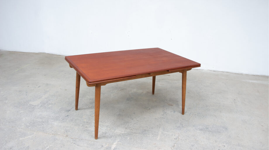 Table-vintage-danoise-scandinave-teck-hans-wegner-at-312-andreas-tuck-chêne-midcentury-dining