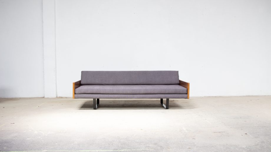 canapé-sofa-vintage-midcentury-robin-day-habitat-hille-london-daybed-lit-olddesign