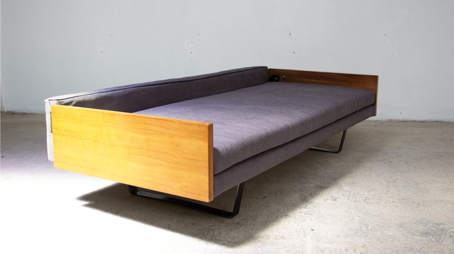 canapé-sofa-vintage-midcentury-robin-day-habitat-hille-london-daybed-lit-olddesign