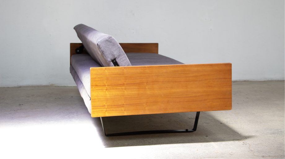 canapé-sofa-vintage-midcentury-robin-day-habitat-hille-london-daybed-lit-olddesign