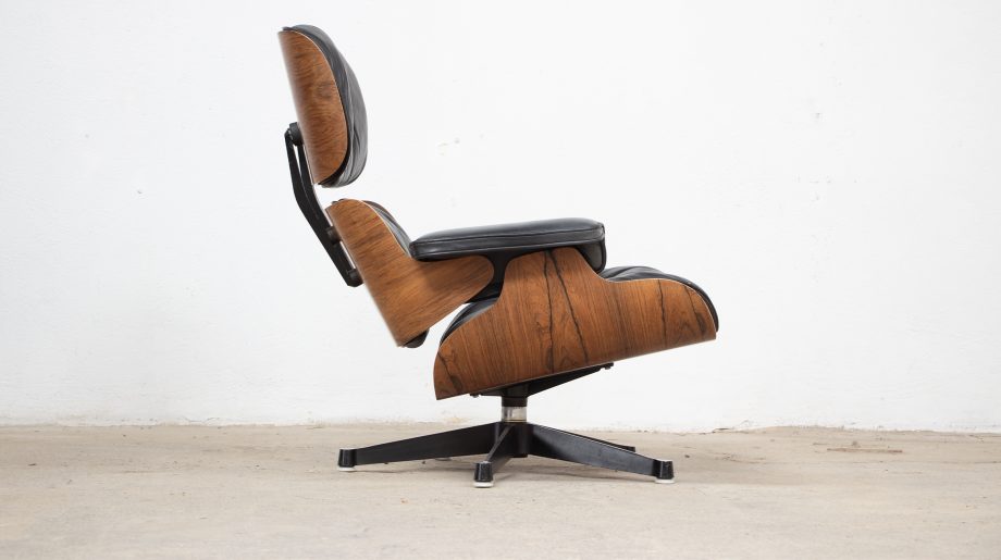 Lounge-chair-Eames-Herman-Miller-mobilier-international-ottoman -palissandre-rio-old-design-vintage-cuir-noir-vitra-rosewood