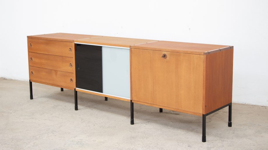 enfilade-sideboard-vintage-pierre-guariche-arp-minvielle-michel-mortier-joseph-andre-motte-teck-ölddesign-midcentury