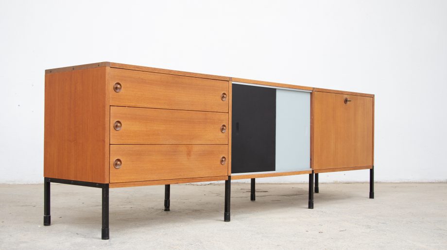 enfilade-sideboard-vintage-pierre-guariche-arp-minvielle-michel-mortier-joseph-andre-motte-teck-ölddesign-midcentury