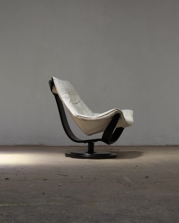 fauteuil-vintage-lounge-chair-nelo-sweden-Takashi-Okamur-Erik-Marquardsen-postmodern-cuir-blanc-postmoderne-1980-ölddesign