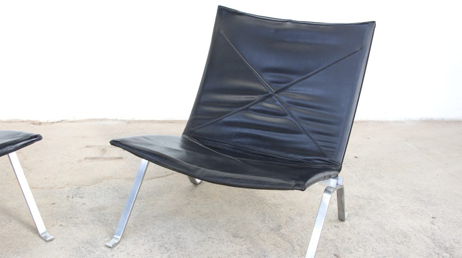 fauteuil-vintage-poul-Kjærholm -kjaerholm-pk-22-chair-danois-danish-easy-cuir-noir-black-leather-fritz-hansen