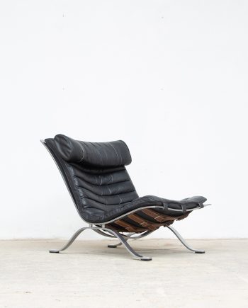 arne-norell-ari-fauteuil-armchair-cuir-noir-leather-black-suedois-sweden-danish-modern-mid-century