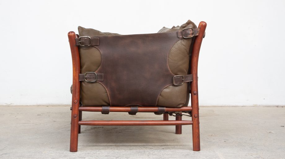 canapé-arne-norell-ilona-vintage-cuir-olive-sweden-sofa-midcentury-leather-ölddesign