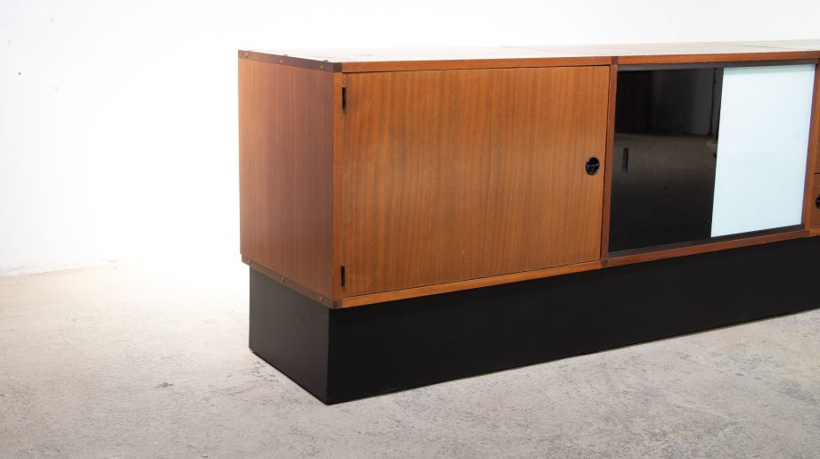 enfilade-sideboard-vintage-pierre-guariche-arp-minvielle-michel-mortier-joseph-andre-motte-acajou-ölddesign-midcentury