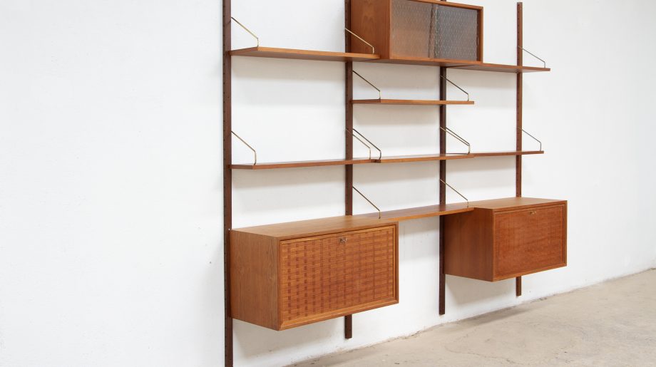 old-design-bibliothèque-scandinave-vintage-poul-cadovius-Cado-royal-system-teck-danish-wall-unit