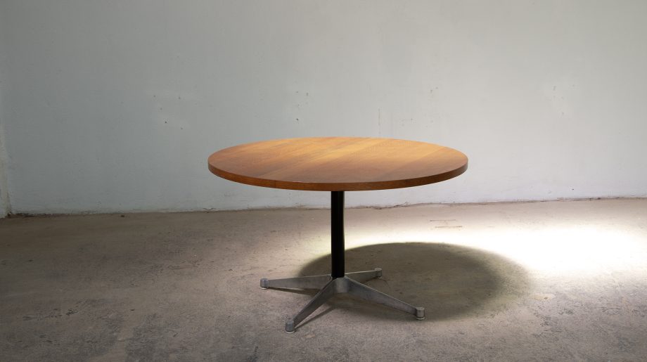 table-vintage-eames-contract-aluminium-group-herman-miller-mobilier-international-conference-executive-ölddesign-midcentury