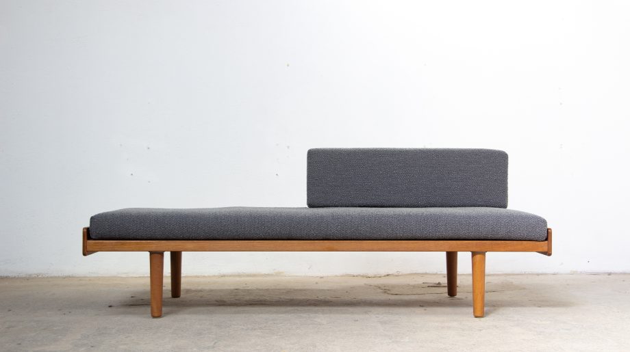 Daybed-vintage-Ejvind-Johansson-fdb-mobler-danish-modern-canapé-lit-sofa-oak-chêne-danois-scandinave-ölddesign