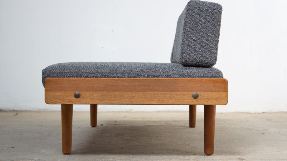 Daybed-vintage-Ejvind-Johansson-fdb-mobler-danish-modern-canapé-lit-sofa-oak-chêne-danois-scandinave-ölddesign