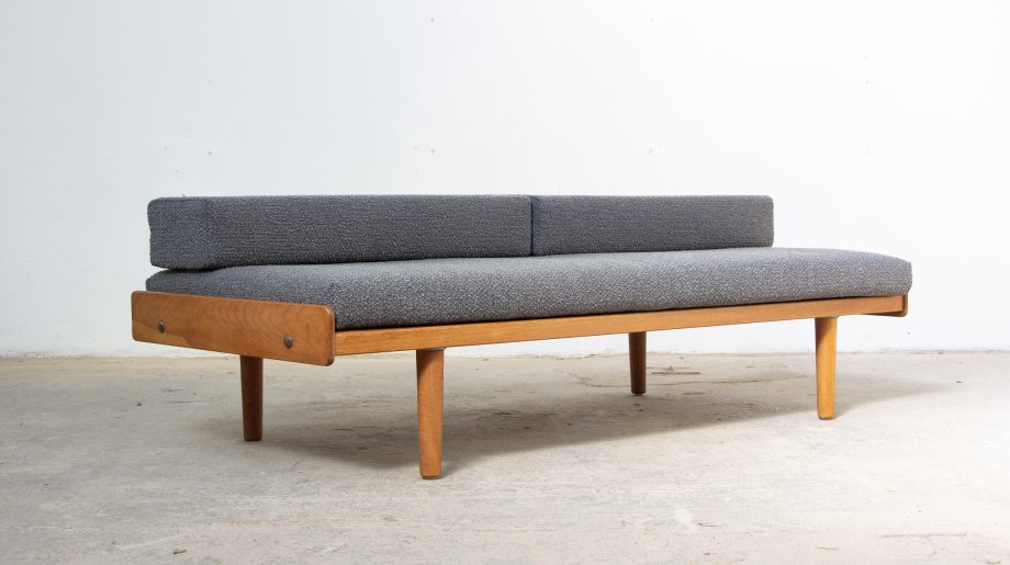 Daybed-vintage-Ejvind-Johansson-fdb-mobler-danish-modern-canapé-lit-sofa-oak-chêne-danois-scandinave-ölddesign