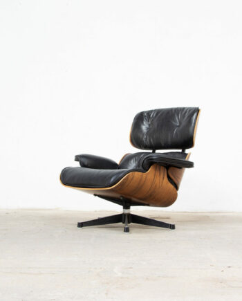 Lounge-chair-Eames-Herman-Miller-mobilier-international-ottoman -palissandre-rio-olddesign-vintage-cuir-noir-vitra-rosewood-fauteuil