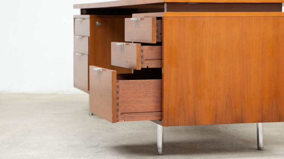 bureau-desk-vintage-george-nelson-herman-miller-noyer-eog-action-office-executive-ölddesign