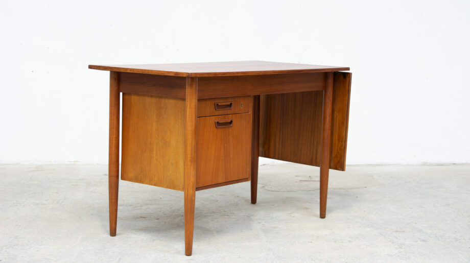 bureau-vintage-Gunnar-Nielsen-Tibergaard-danois-teck-scandinave-desk-danish-teak-ölddesign