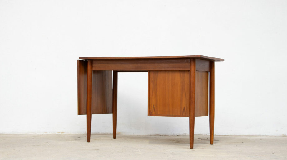 bureau-vintage-Gunnar-Nielsen-Tibergaard-danois-teck-scandinave-desk-danish-teak-ölddesign